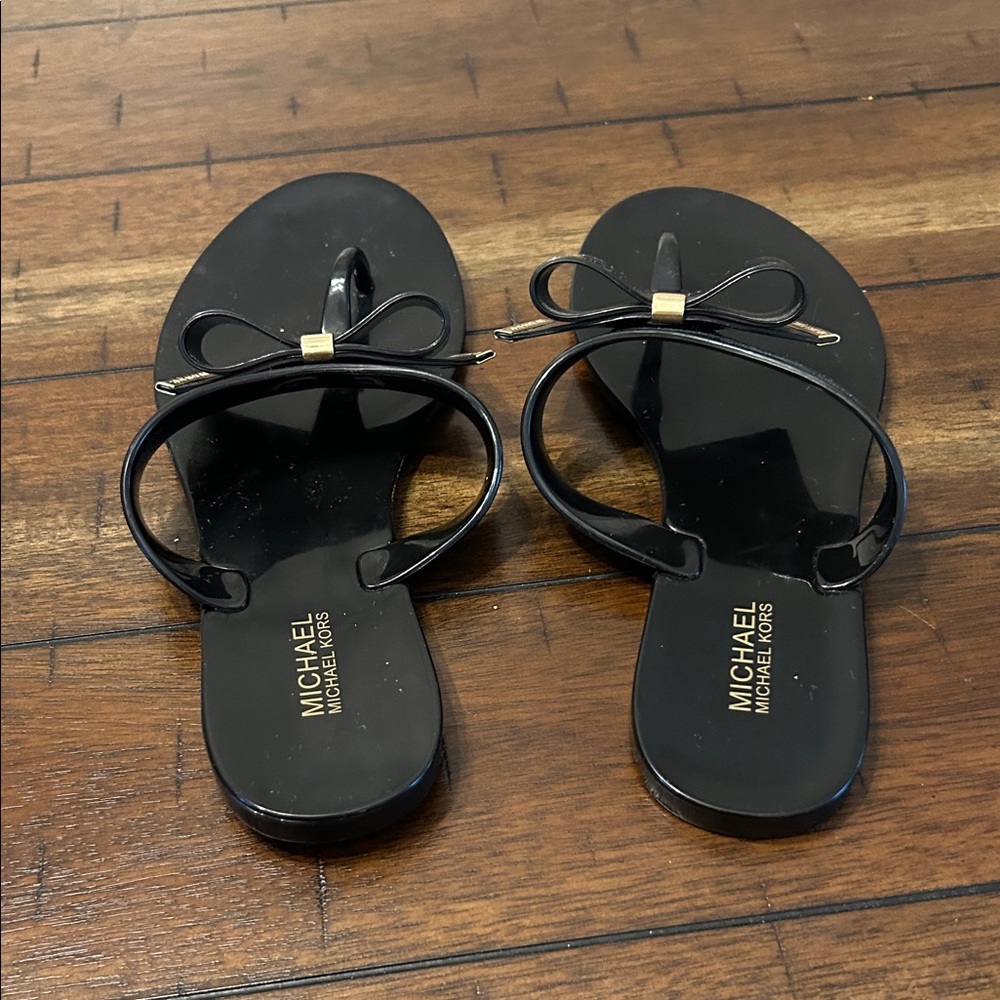 Michael Kors Black Jelly Sandals with Bow Accent Size 6 GUC - Picture 2 of 6